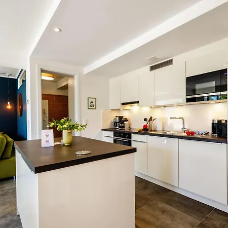 Prora - Strandapartment Mit Balkon - Luft Und Loft * Binz
